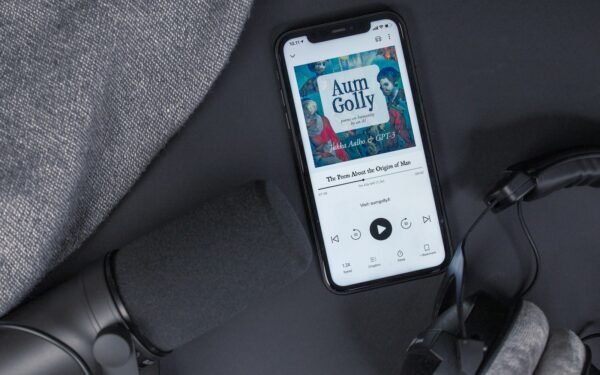 App per audiolibri e podcast: come usare il telefono per leggere e imparare anche quando hai le mani occupate