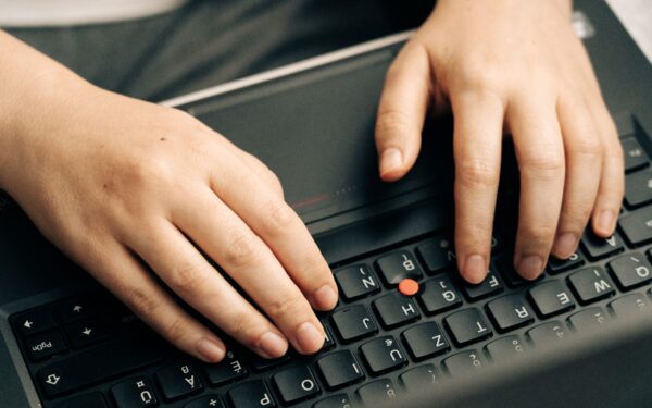 Come fare screenshot al computer in modo rapido e ordinato senza perdere tempo