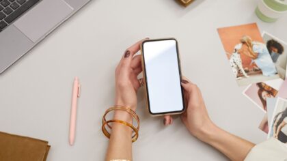 Come organizzare le foto nel cloud per non perdere più i tuoi ricordi online