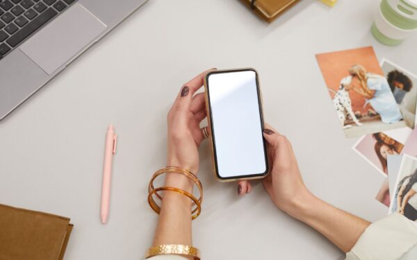Come organizzare le foto nel cloud per non perdere più i tuoi ricordi online