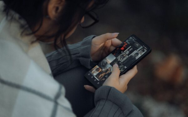 Come organizzare le foto sullo smartphone per non perdere più i tuoi ricordi digitali