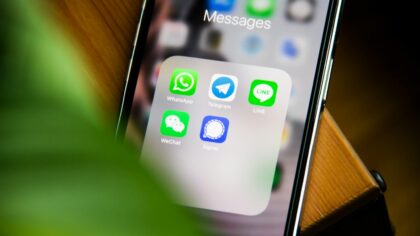 Come proteggere il tuo account WhatsApp: impostazioni essenziali e buone abitudini