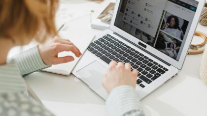Come ridurre il tempo davanti allo schermo senza rinunciare alla tecnologia