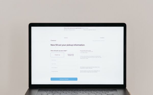 Come usare i commenti online in modo sano e utile quando navighi su internet