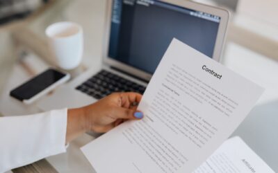 Intelligenza artificiale per leggere contratti e documenti lunghi: come farlo in modo sicuro e sensato