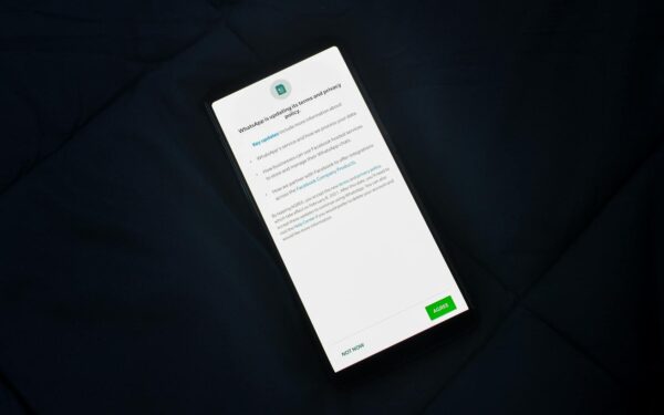 Permessi delle app su smartphone: come impostarli in modo intelligente senza complicarsi la vita