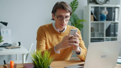 Spyware su PC e telefoni: come riconoscerlo in tempo e cosa fare subito