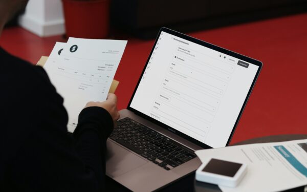 AI per semplificare i contratti: come capire cosa firmi senza essere un avvocato