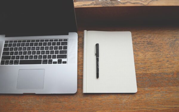 Come tenere in ordine il desktop del computer con strumenti e app intelligenti
