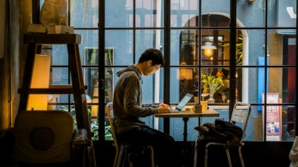 Intelligenza artificiale per piccoli business locali: come usarla in modo semplice e concreto