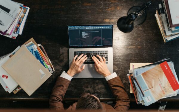 Organizzare la casella email personale: sistema pratico per posta in arrivo più leggera e chiara